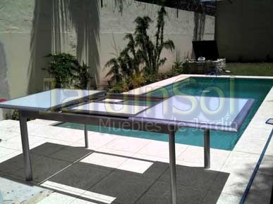 Mesa de aluminio continental con vidrio