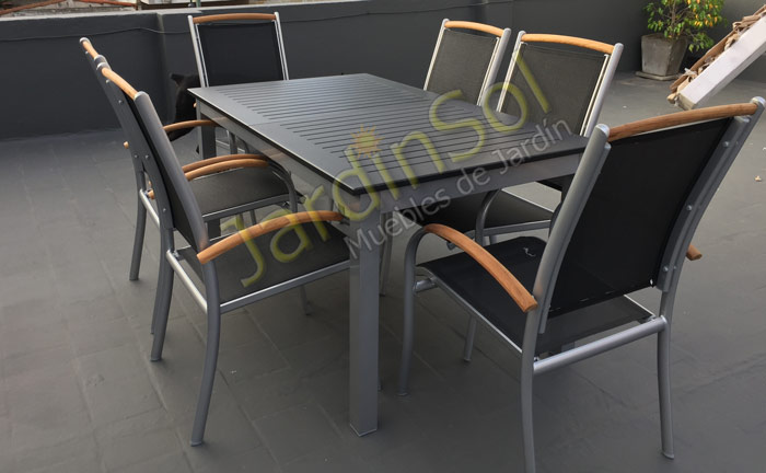 Mesa Boheme 1.50 x 0.90m extensible a 2.10 con Sillones Fario