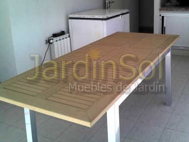 Mesa de Aluminio con pollywood